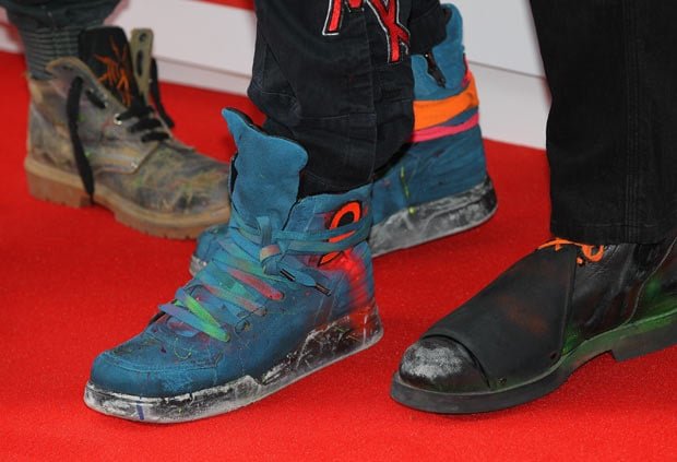 coldplay-shoes_2035632i.jpg