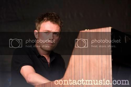 damon_albarn_1841334.jpg