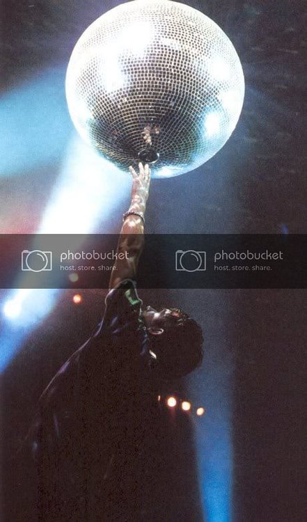 damondiscoball.jpg