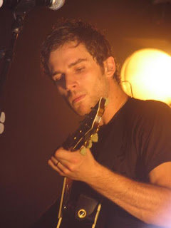 guy+berryman+live.bmp