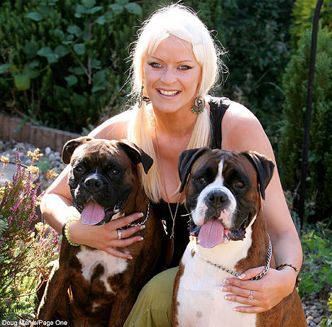 dogbookDM0809_468x461.jpg