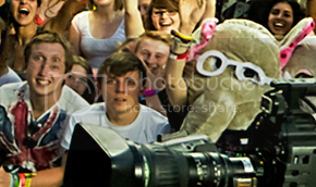 elephantwithalien.png