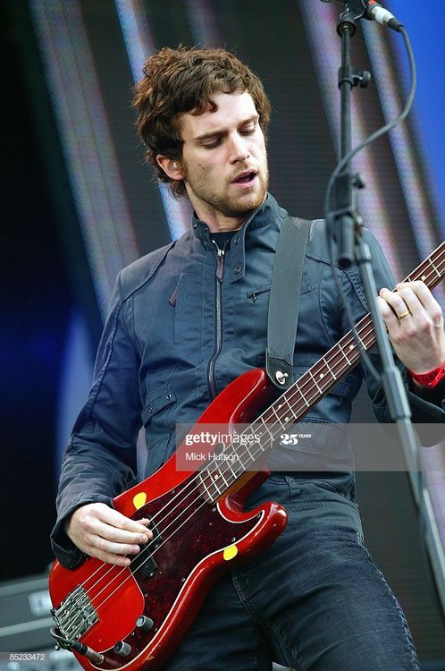 photo-of-live-8-and-coldplay-and-guy-berryman-guy-berryman-performing-picture-id85233472