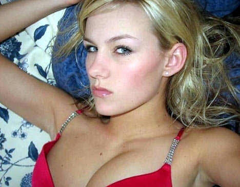facebookINS3108_468x365.jpg