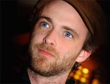 fran_healy_travis_144330m.jpg