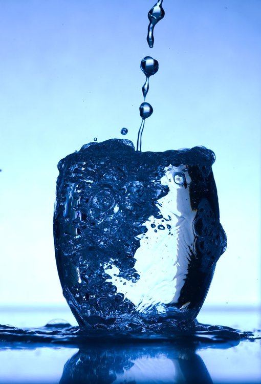 full_glass1.jpg