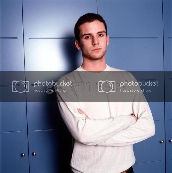 guy9_165-1.jpg