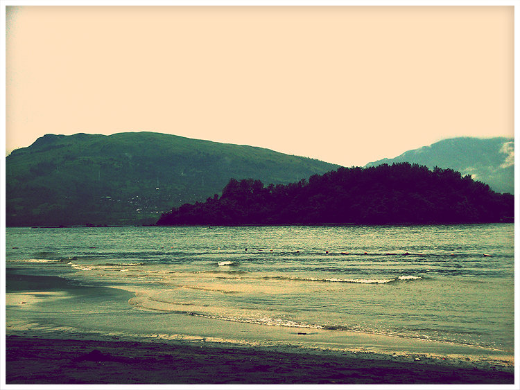 island_by_geyl.jpg