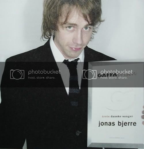 jonas3.jpg