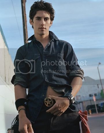 miloventimiglia.jpg