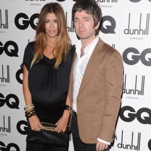 noel_gallagher_and_sara_macdonald_at_the_gq_awards_1164134.jpg