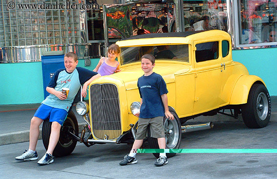 old-car-kids-big.jpg