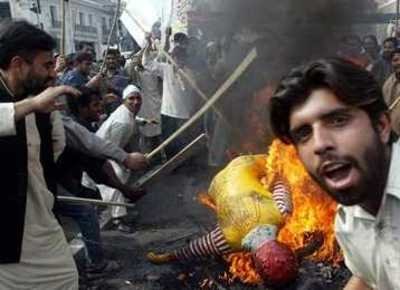 ronald_mcdonald_on_fire.jpg