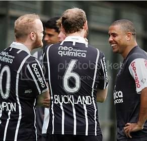 ronaldo_coldplay_corinthians_werthe.jpg