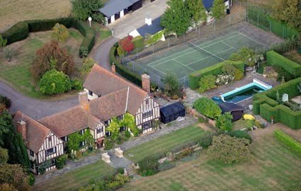 rupert-grint-home-2-425js100509.jpg