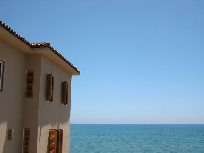 seascape_with_house.jpg