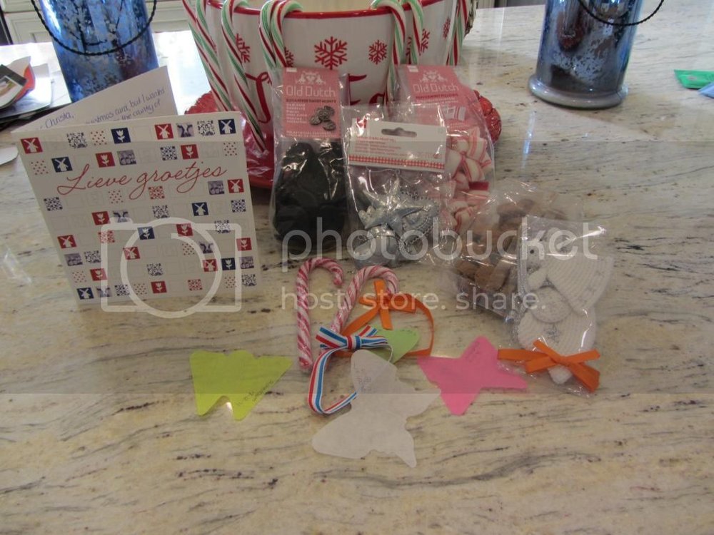 secretsantaotherlives041_zps343646cb.jpg