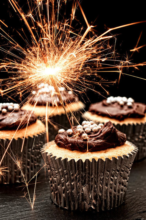 sparkler-cupcakes-christopher-elwell.jpg