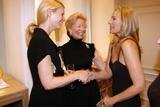 th_52678_Paltrow_Cattrall10_122_523lo.jpg