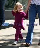 th_71341_GPALTROW022807_081_122_106lo.jpg