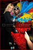 th_gwyneth-Grammys2.jpg
