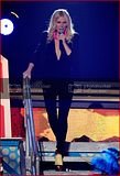 th_gwyneth-Grammys4.jpg