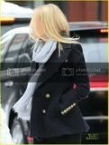 th_gwyneth-paltrow-braves-nyc-snow-06.jpg