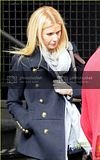 th_gwyneth-paltrow-military-jacket-nyc-04.jpg