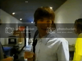 tumblr_l70xhsqVcT1qzj3tio1_400.gif