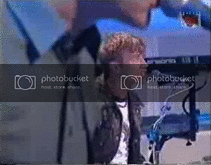 tumblr_l98buarpRS1qa9q6j.gif