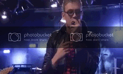 tumblr_l9u4uhcL3e1qadyb5o1_250.gif