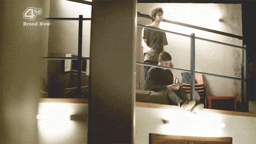 tumblr_lea9hq2gfX1qariuwo1_500.gif