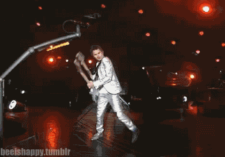 tumblr_lfkqnfZV091qzf39ho1_400.gif