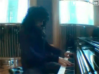 tumblr_ltgxwg1YhQ1qmy8k9o4_400.gif