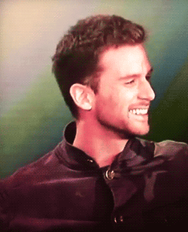 tumblr_lv27iuYY4n1r654yro2_400.gif