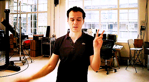 tumblr_ly5rguztEA1qa5yvio1_500.gif