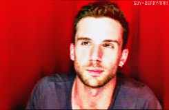 tumblr_lzh6r5ijzR1qdbxvvo6_r1_250.gif