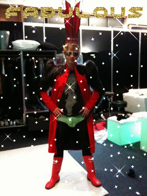 tumblr_m04mcreKye1qk6p0g.gif