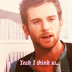 tumblr_m28tt0WbPR1qmsvxq.gif