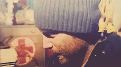 tumblr_m2ajefGdjf1r86rxco7_r1_250.gif