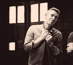 tumblr_m5a1zv0L401r4arlro5_250.gif