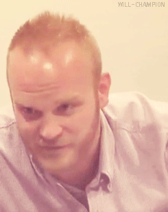 tumblr_m5focuErA91r19jeho2_250.gif