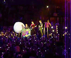 tumblr_m9t2xsNoWp1qi96o6o3_250.gif