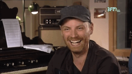 tumblr_ma3a7iAmny1ra3f19o2_500.gif