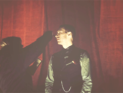 tumblr_mbr4e6oFIY1r72gzmo1_250.gif