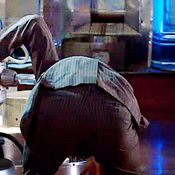 tumblr_mbzrrfgcZ61rv23meo6_250.gif