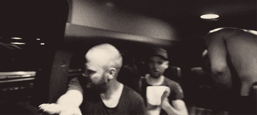 tumblr_mdst66Zzmt1r6jh0ao2_500.gif