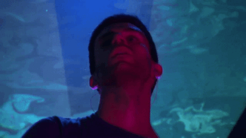 tumblr_me4ir9kUXW1ra3f19o1_500.gif