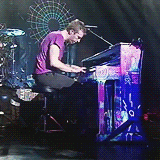 tumblr_mgda5nV4NR1qi96o6o4_250.gif