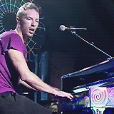 tumblr_mgda5nV4NR1qi96o6o9_250.gif